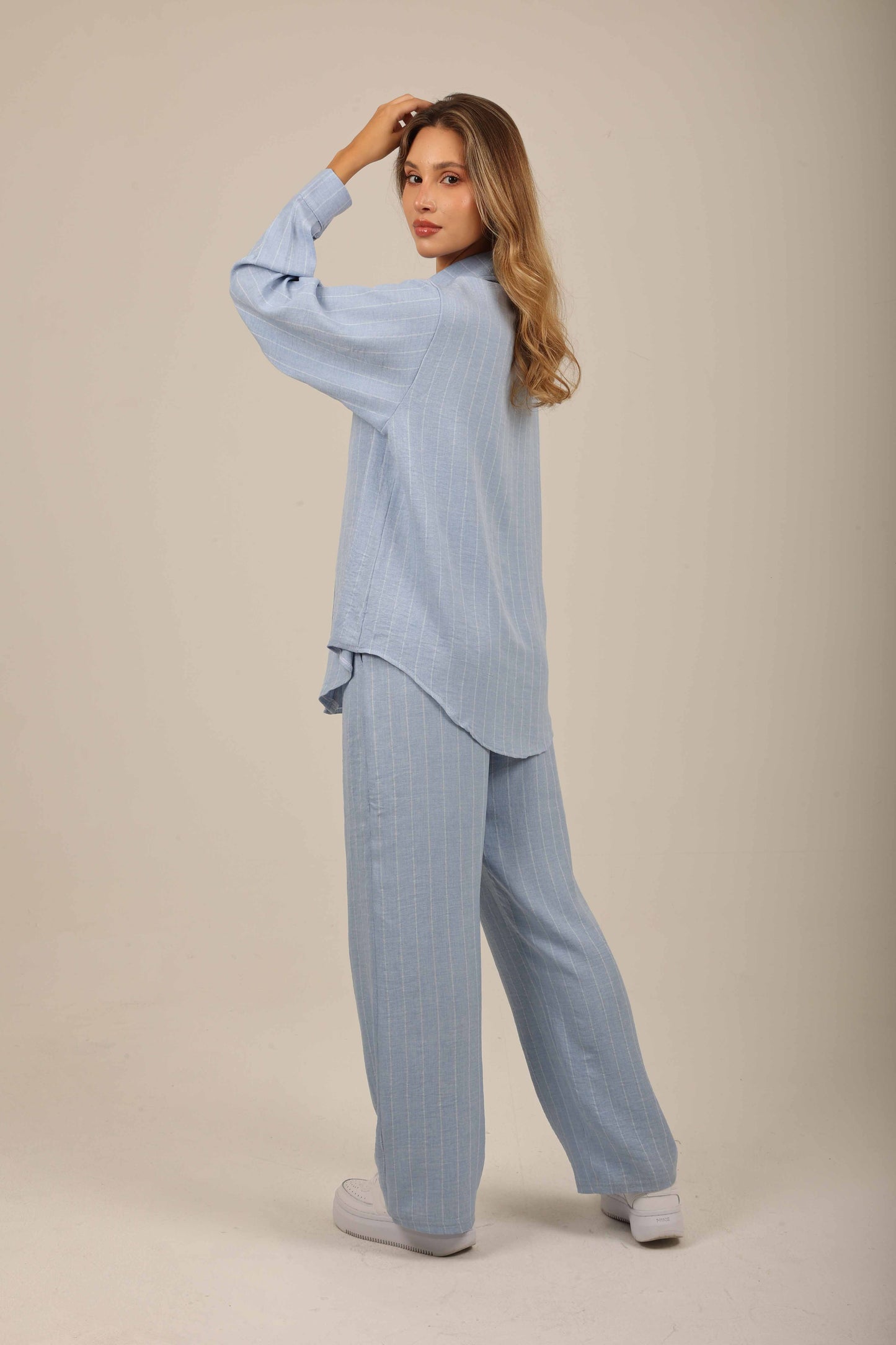 Lea Set With Pants